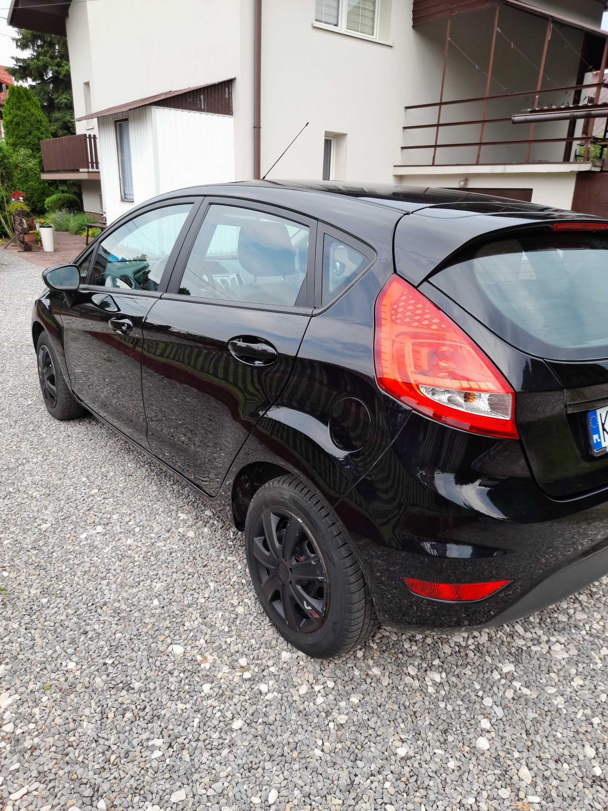 Sprzedam Ford Fiesta 1,25 benzyna,