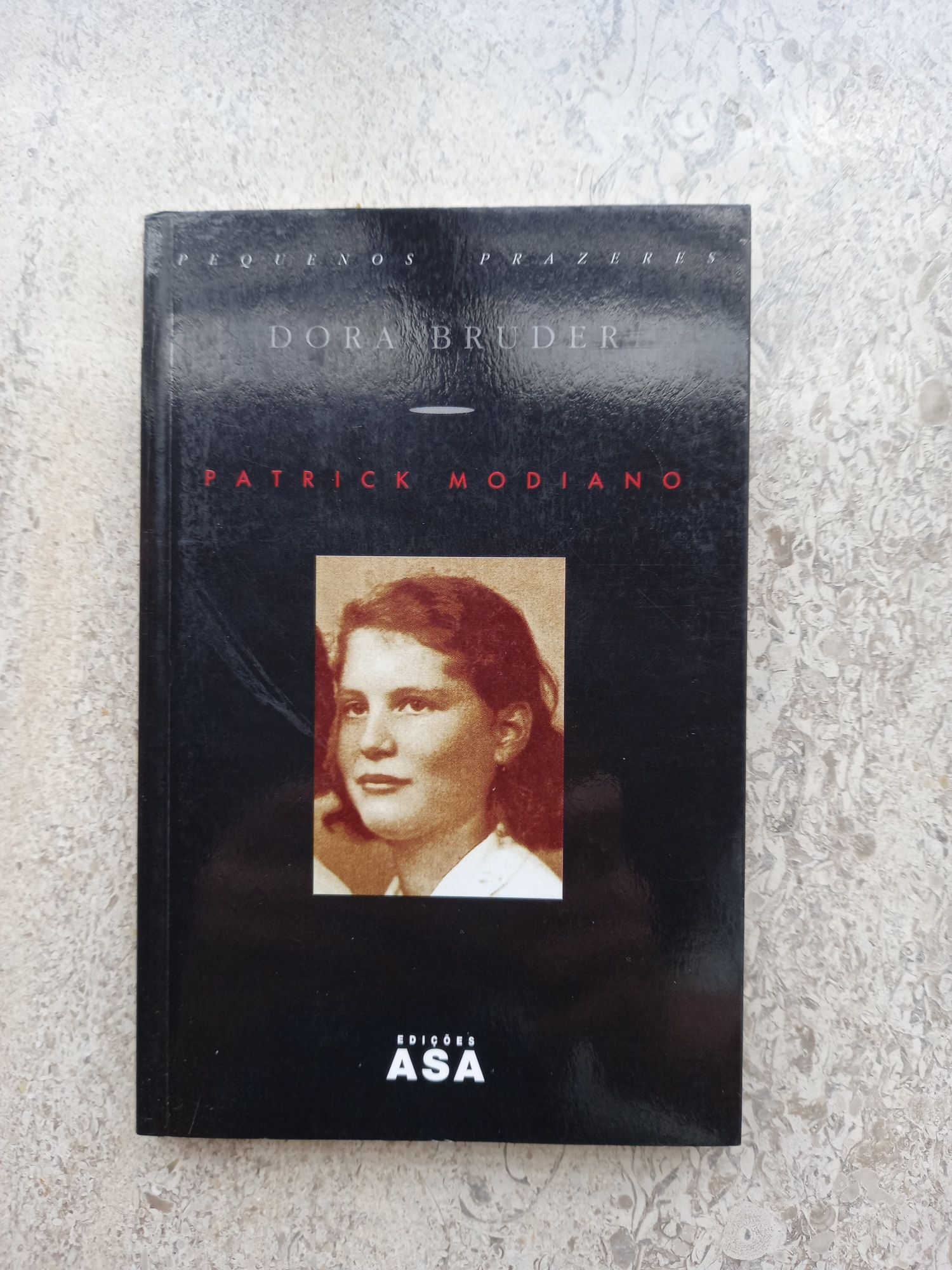 Dora Bruder, Patrick Modiano