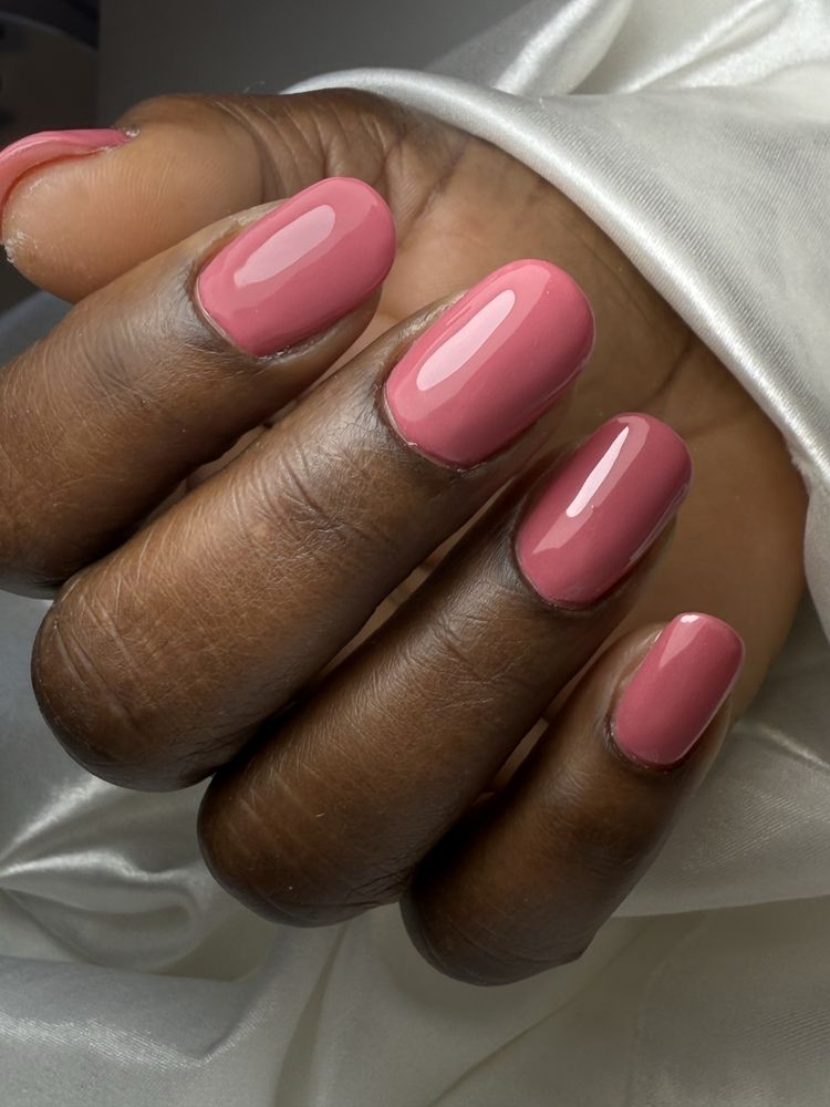 Unhas  em gel (Manicure e pedicure)