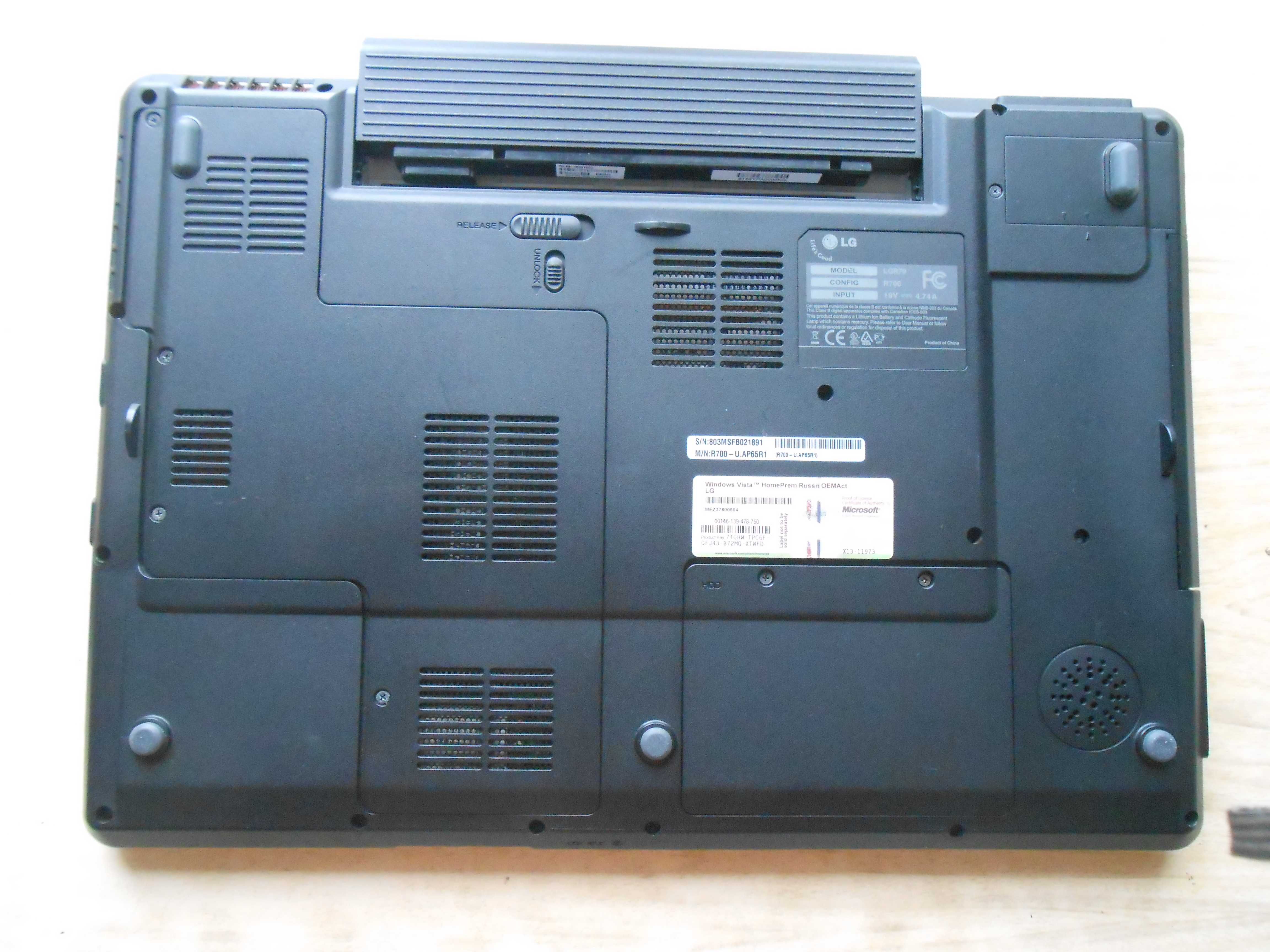 Ноутбук LG  R700   17"дюймов