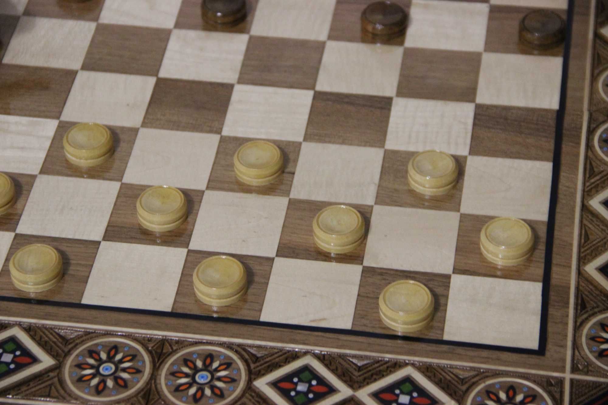Ексклюзивний набір шахи+шашки+нарди, ручна різьба з інкрустацією