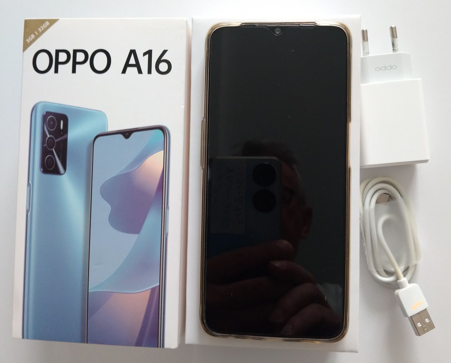 Мобильный телефон OPPO A16