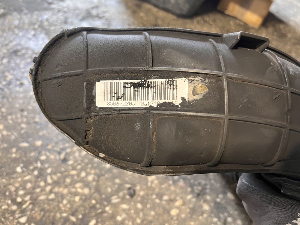 Bmw f10 f11 530d rezonator rura dolotowa powietrza