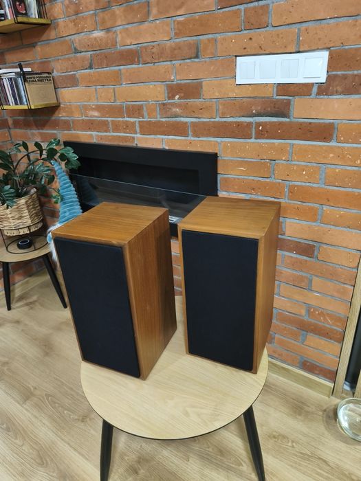 Monitory podstawkowe Bowers & Wilkins DM5 B&W DM5