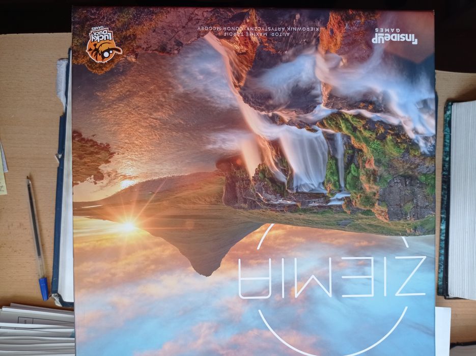 Ziemia gra planszowa.