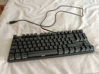 Teclado mecânico usado