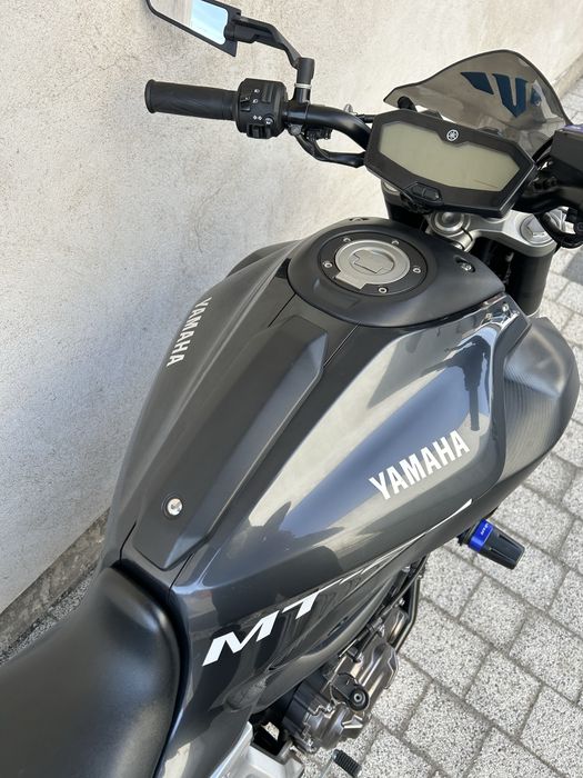 Yamaha mt 07.