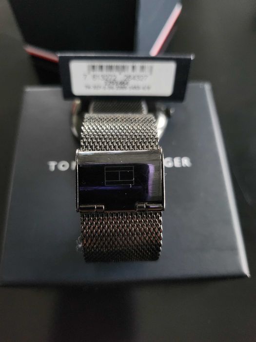 Zegarek Tommy Hilfiger Quartz Accelerator TH Czarny SS Mesh Bracelet