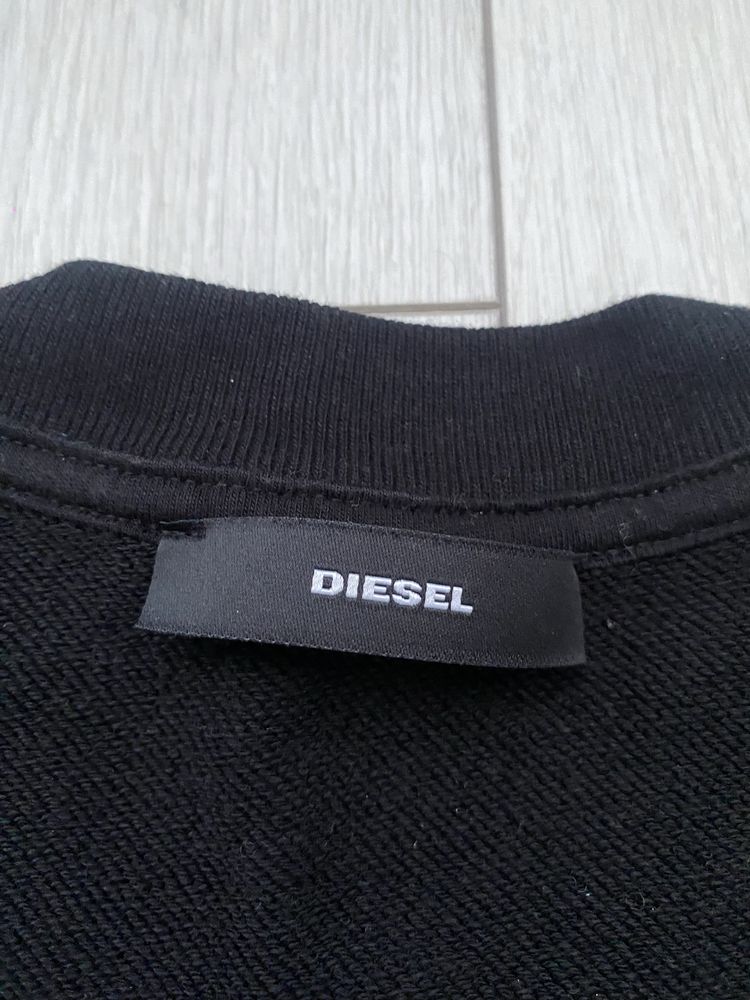 Светр, світшот жін. Diesel