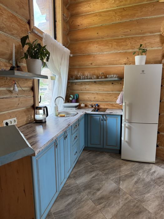 Здається затишний ЕКОбудиночок Микуличин