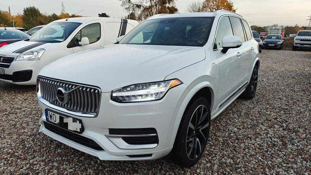 Volvo XC 90 // 7 osobowy// Plug In// Skóra//AWD// Kamery 360//