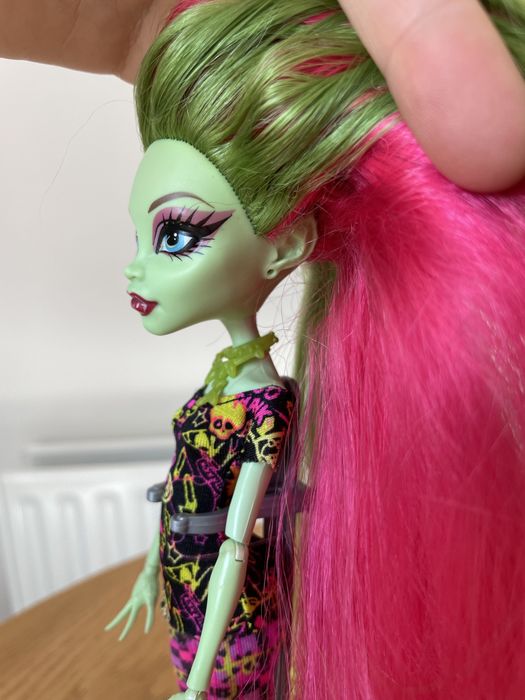 Венера Venus Mcflytrap Monster High лялька
