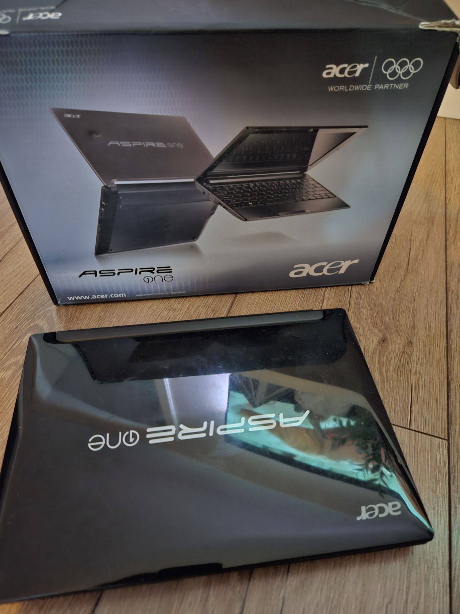Acer aspire one laptop