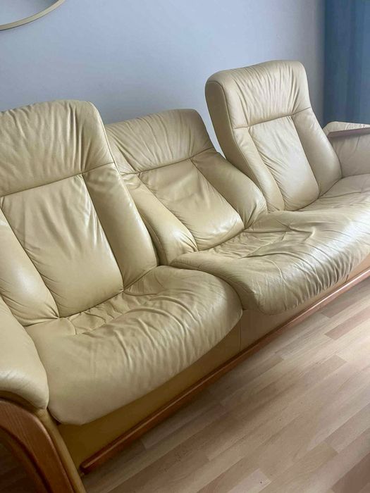 Komplet wypoczynkowy 3+1+1  skorzany z funkcja relaks