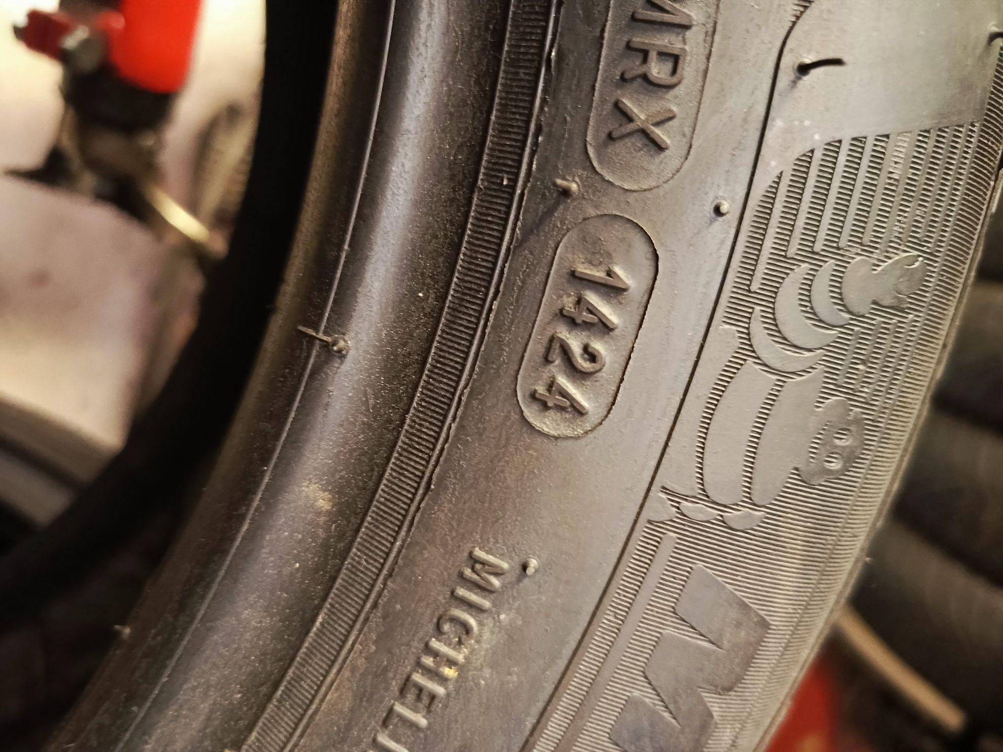 Sprzedam oponę pojedynczą 205/55 r16 Michelin