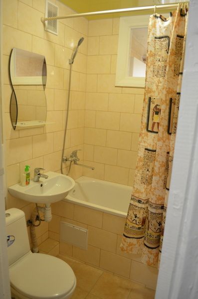 Французский  бульвар / .  Довженко. Институ т Филатова. Госпиталь