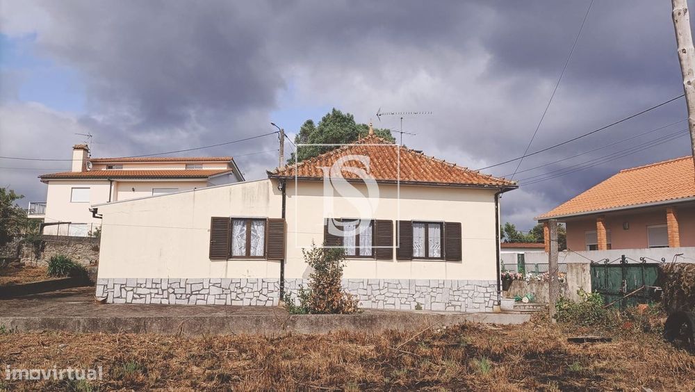 2 moradias térreas num só negócio! Ás portas de Viana do Castelo