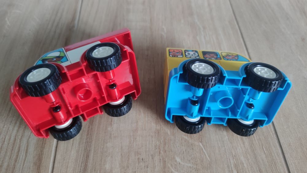 Lego Duplo dwa autka