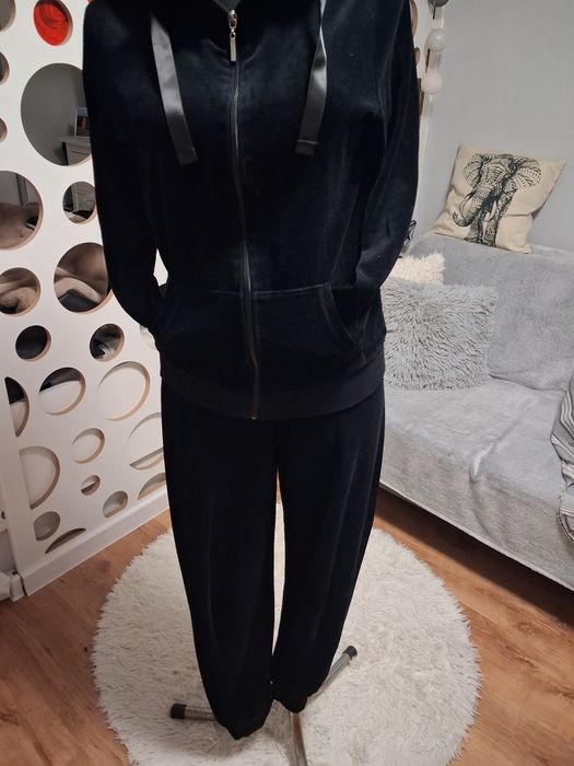 Damski welurowy dres