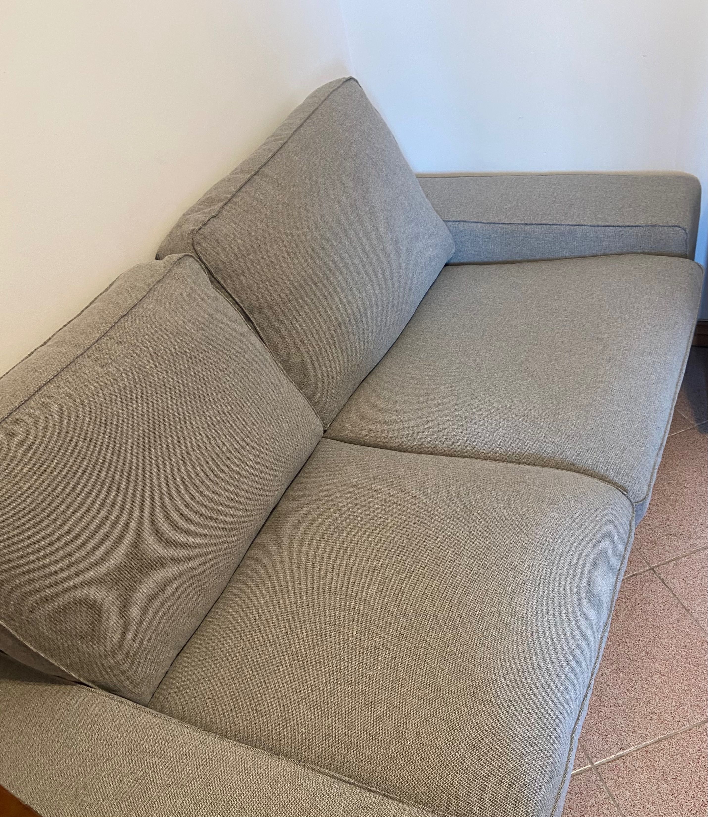 Sofá cinza como novo
