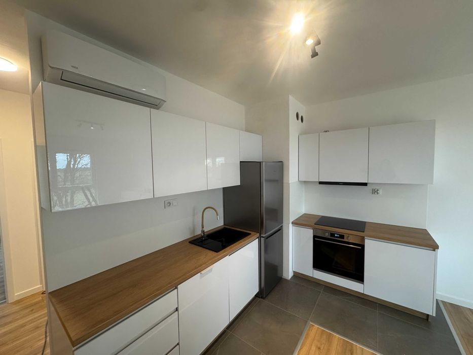 Wynajem Czernica – 71 m², 4 pokoje, balkon, winda, miejsce Patkingowe