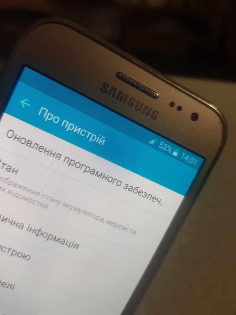 Мобильный телефон Samsung J200 хорошее сосояние читать описание