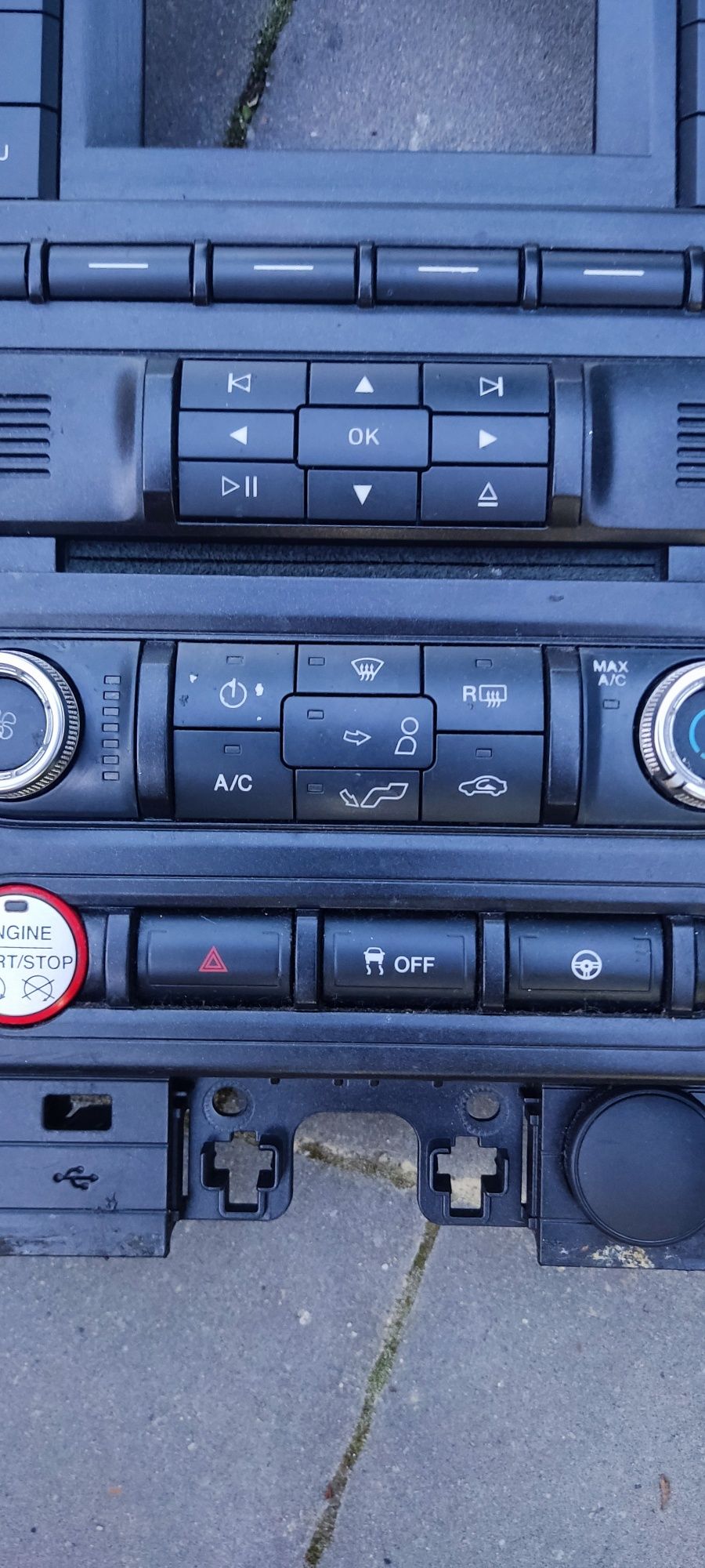 Panel nawiewu sterowanie radio klimatyzacja Ford Mustang VI 6