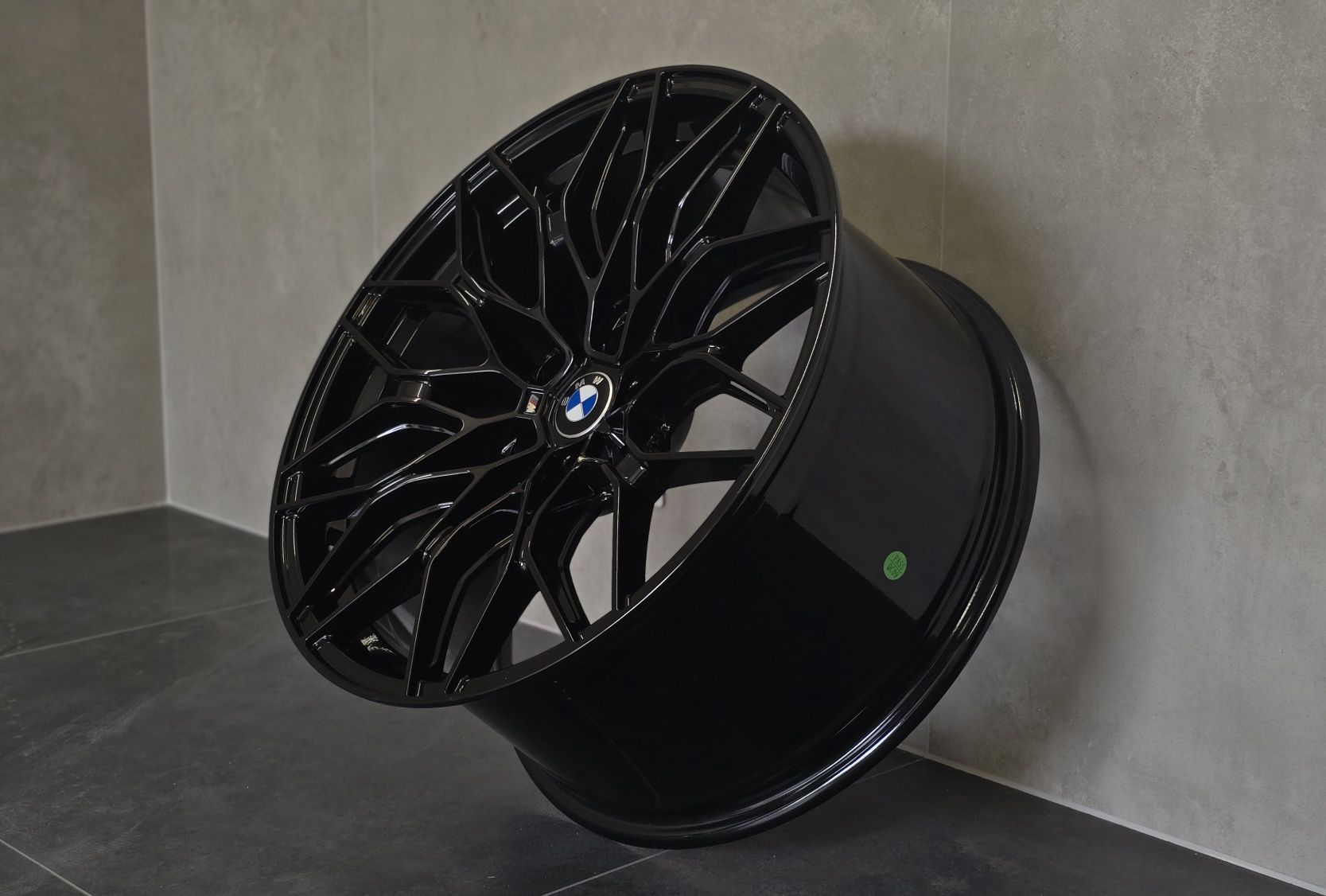 Felgi R19 do BMW 5x112 G30 G20 G21 G31 G26 G22 i inne