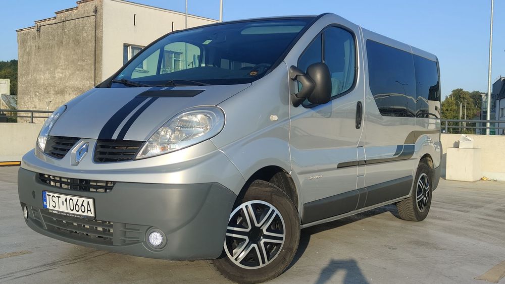 Renault Trafic Renault Trafic 2.5 dCi 2011rok 232000km klima 9- osobowy