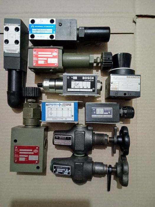 Гидравлический Блок безопасности Hydac и клапана.