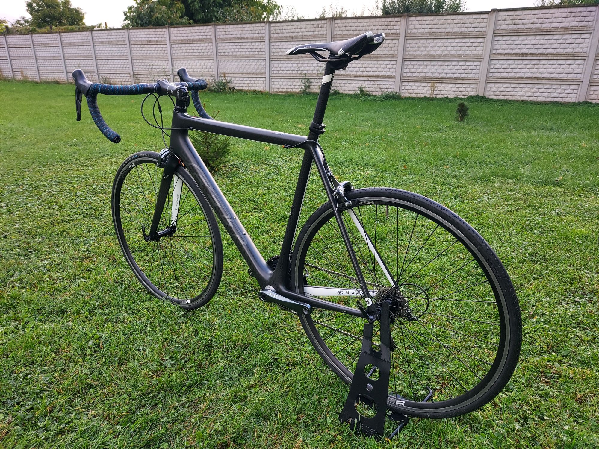 Szosa Szosowy Fellt F6 Carbon Tiagra Rozmiar 58 / 57 cm