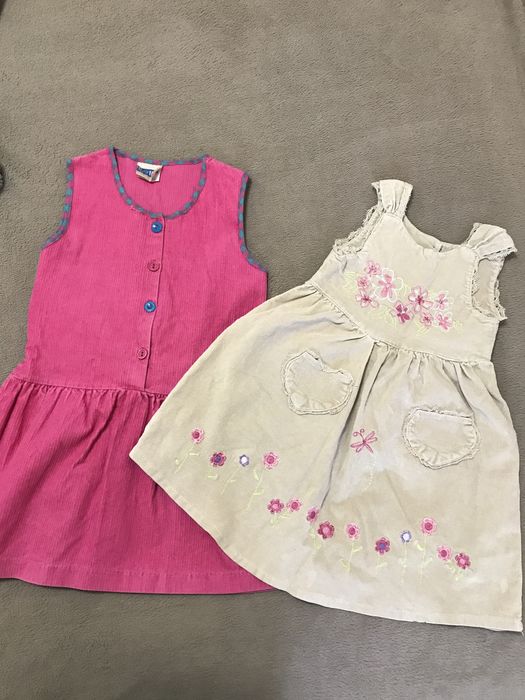 На дівчинку Костюмчики Піжами Сукні Спідниці Наборчики речей