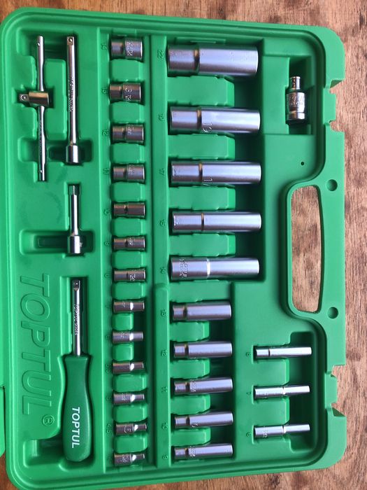 Haбіp інcтpумeнту 1/4" і 1/2" 108 oдиниць GCAI108R TOPTUL