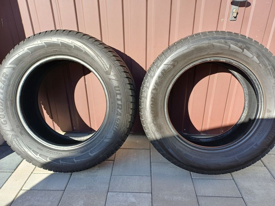 Opony zimowe Goodyear Ultragrip 215/65/16