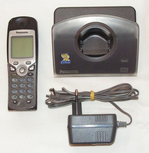 Радиотелефон Panasonic KX-TCD510RU с автоответчиком и определителем.