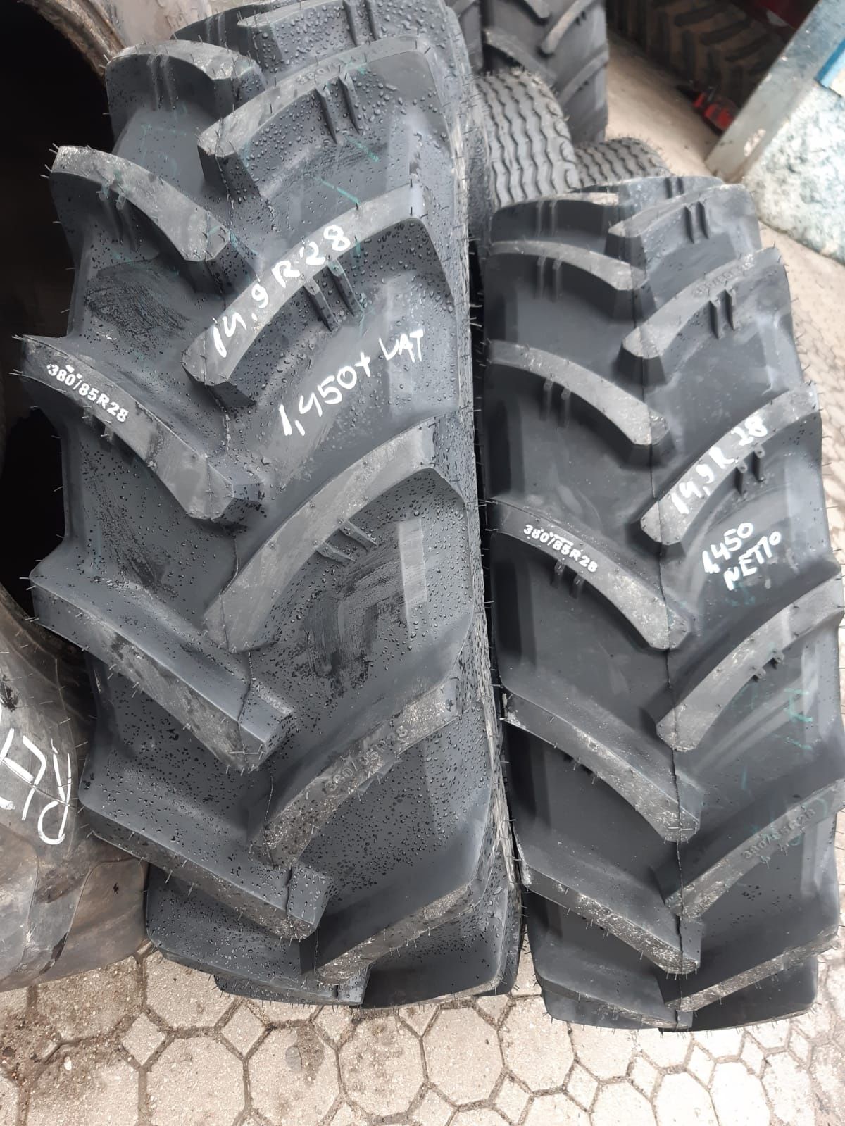 Para Nowe 380/85R28 Ascenso 14.9R28