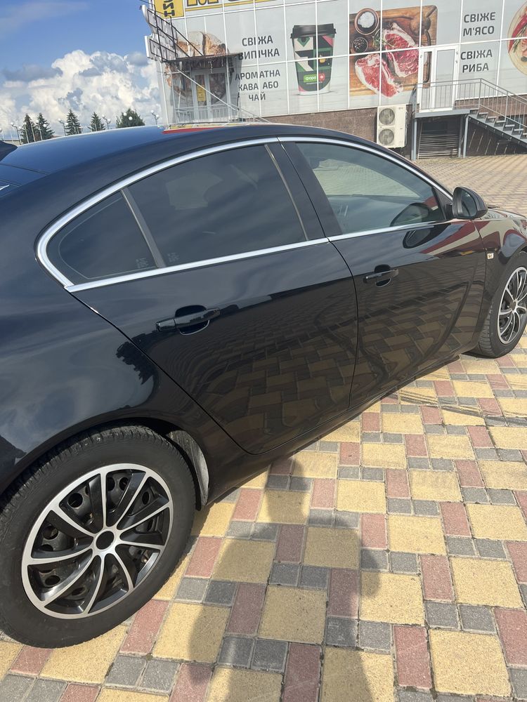 Продам авто Opel Insignia