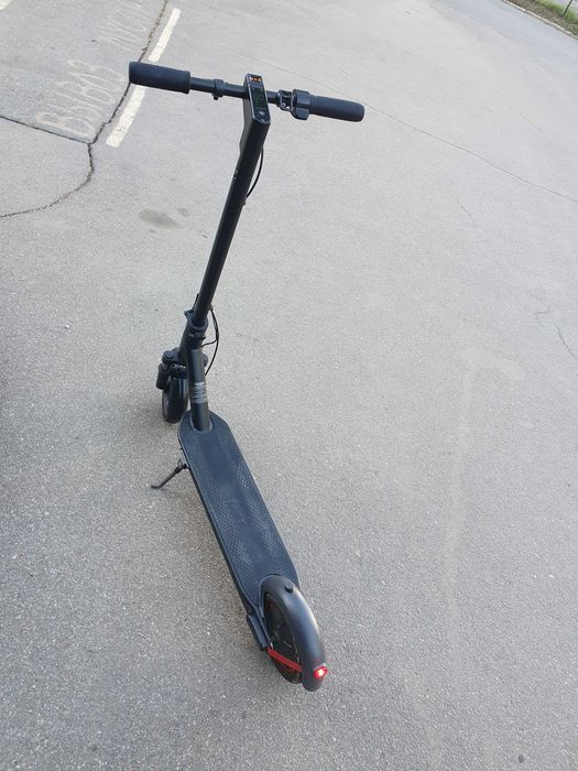 Продам Электросамокат MAX G 30 P