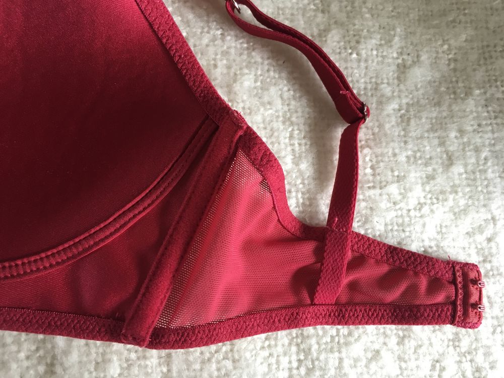 Biustonosz/Bralette Lindex r.70D / 32 D