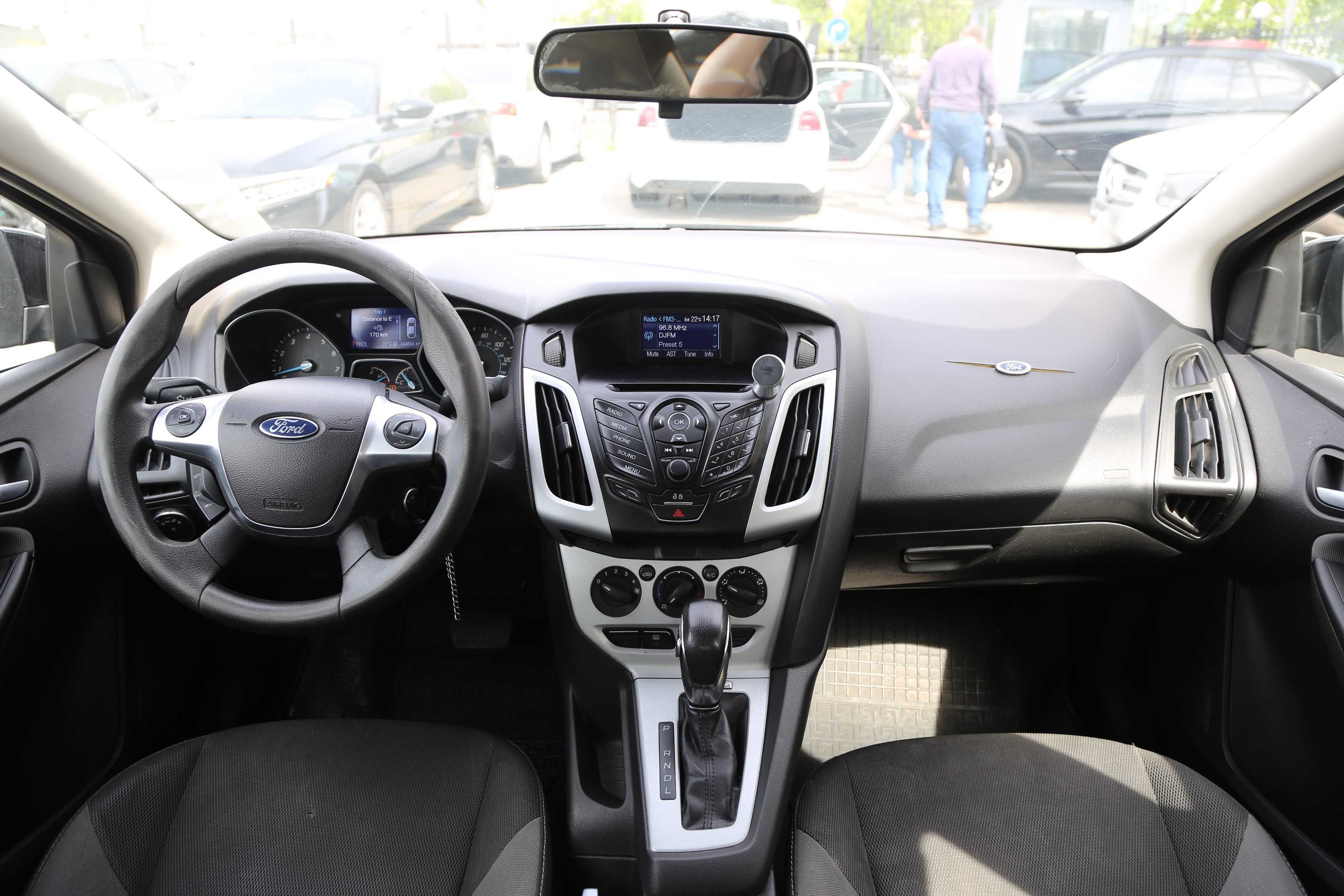 Ford Focus 2013 року.