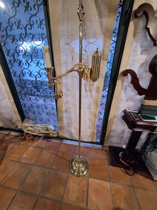 Candeeiro de pé vintage