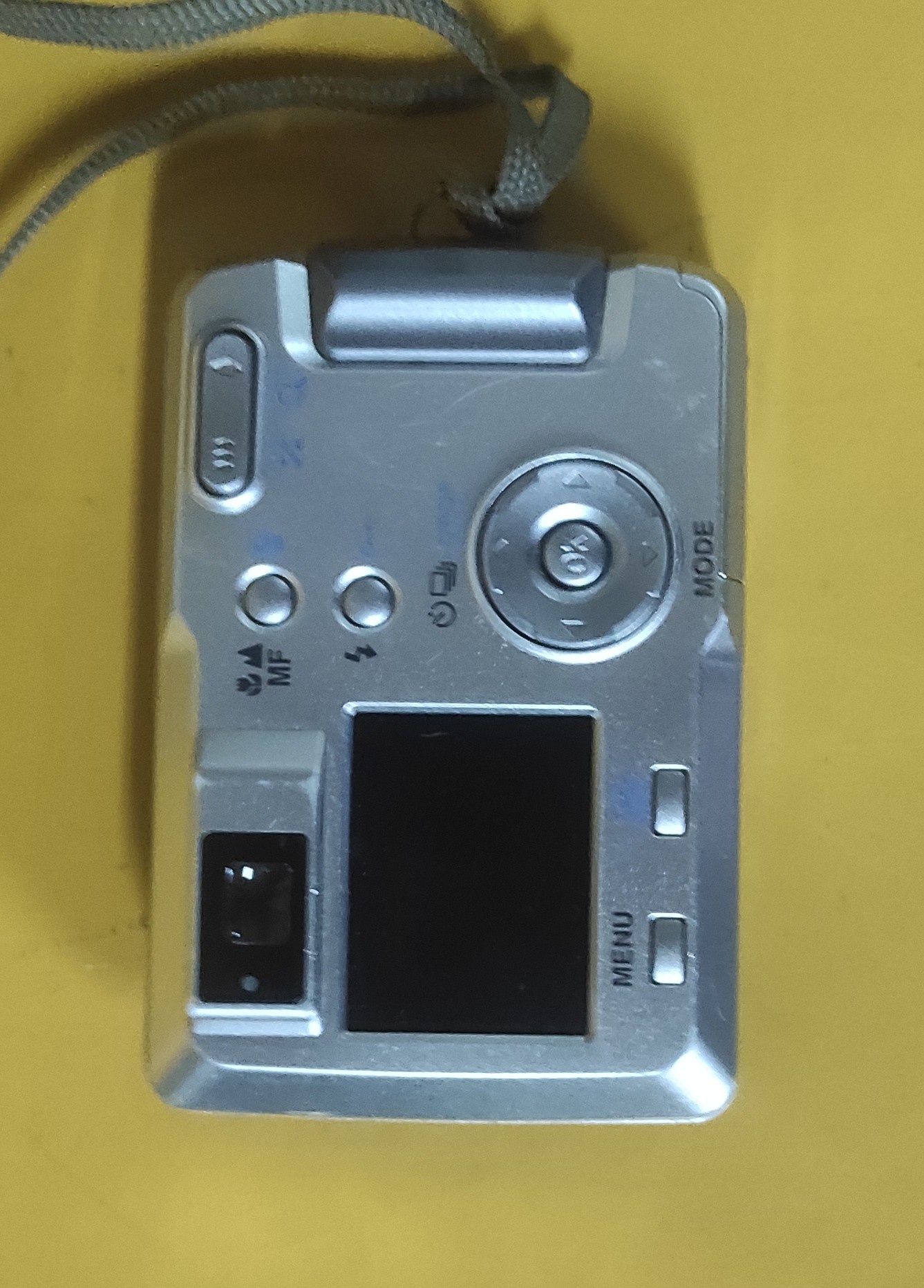 Máquina fotográfica digital pentax