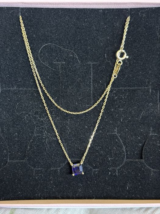 Piękny złoty łańcuszek