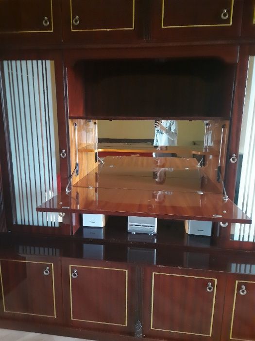 Стенка в гостинную, спальню