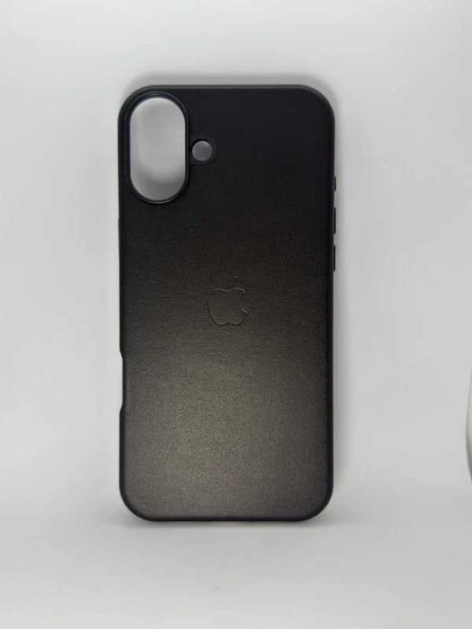 Capa Leather Preta para iPhone 16 Plus - Nova e Embalada