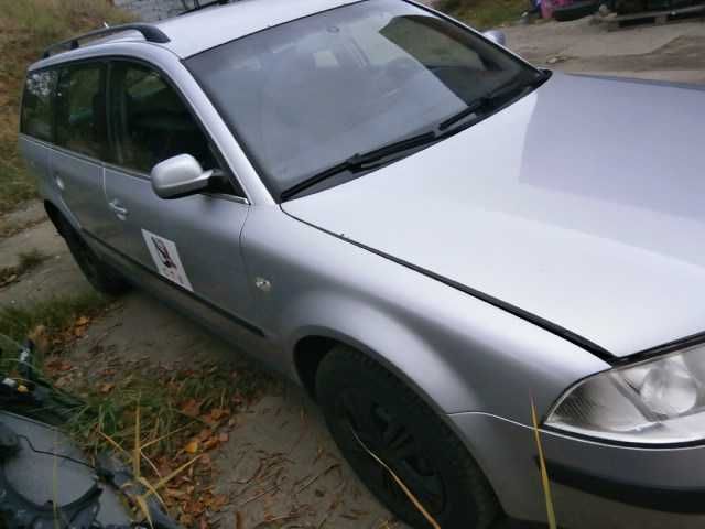 Passat B5 FL lift LA7W części silnik avb skrzynia EEN