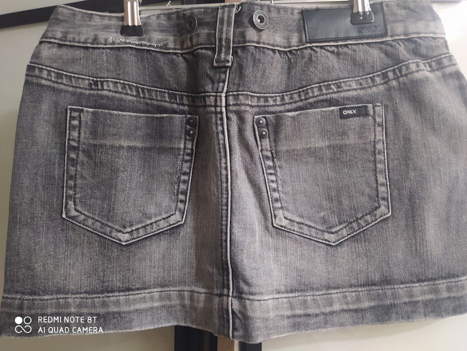Міні джинсові спідниці синя і чорна