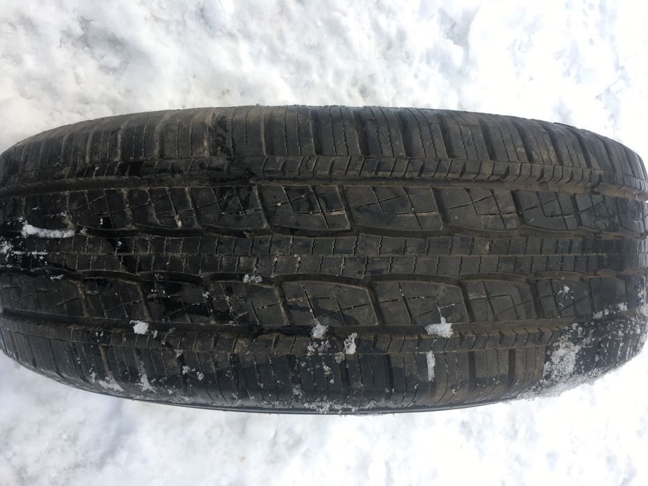 Продам одиночку резину 235/65 R18 General Grabber