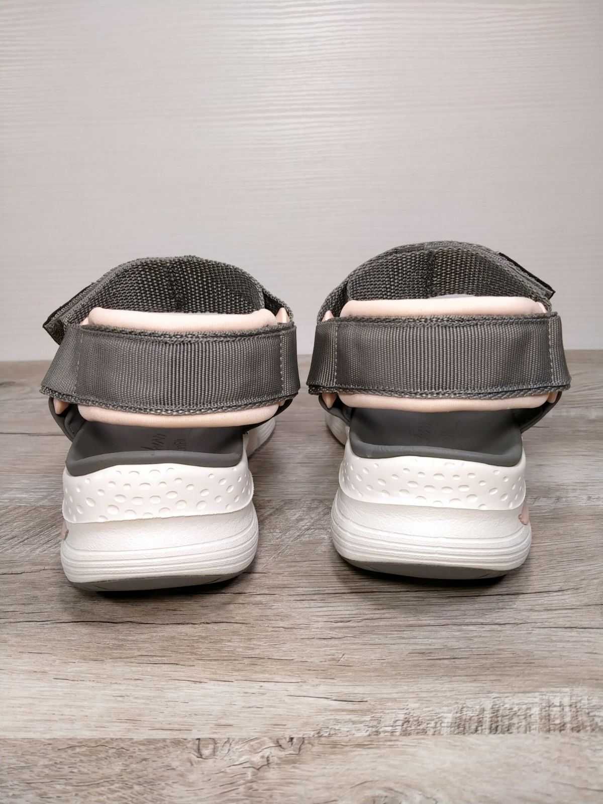 Сандали босоніжки skechers 37р