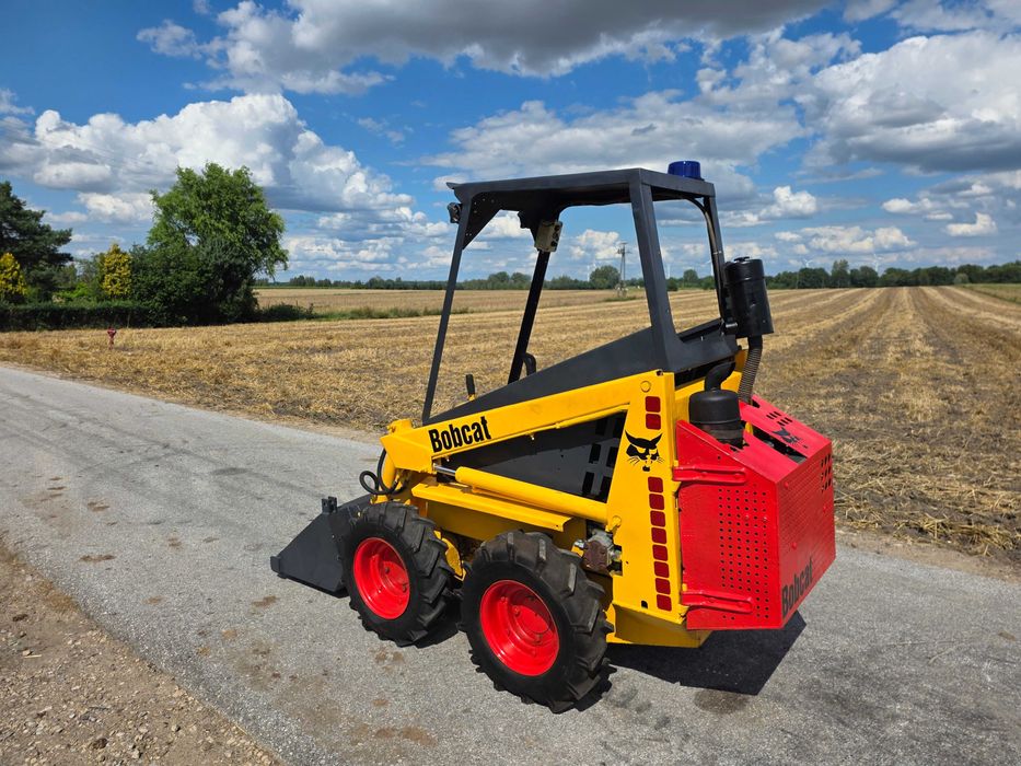 Mini Ładowarka Bobcat Diesel Ładowarka   szer.105 cm